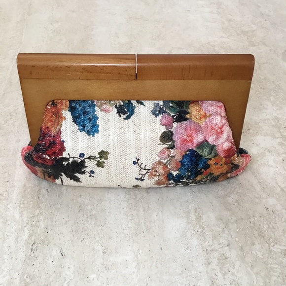 Sondra Roberts Floral Clutch with Wooden Clasp - Picture 2 of 8